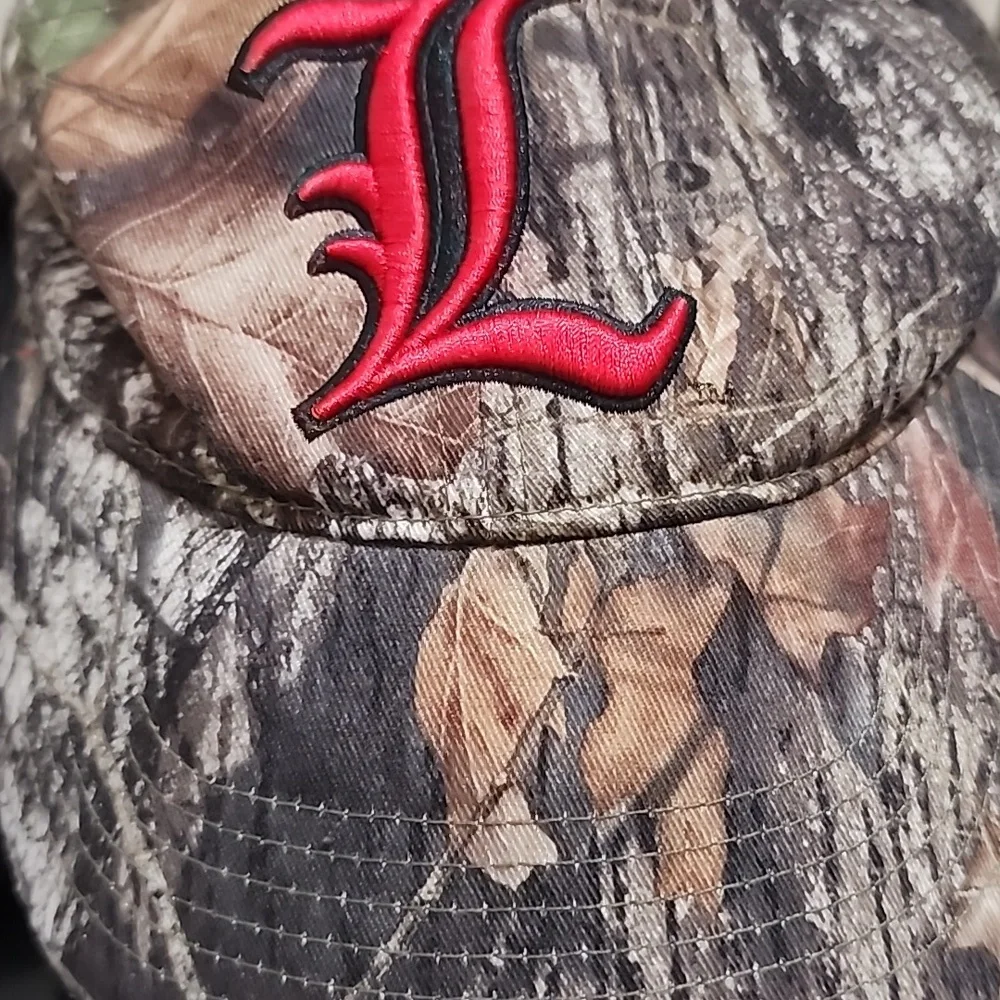 Louisville Cardinals Camo Baseball Cap with Red L Logo